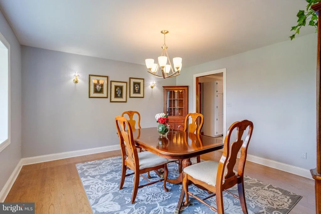 Photo of 2300 KINGS ARMS DRIVE