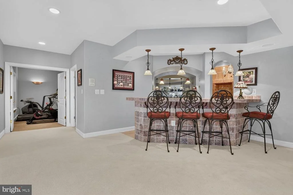 Photo of 6245 LINWAY TERRACE