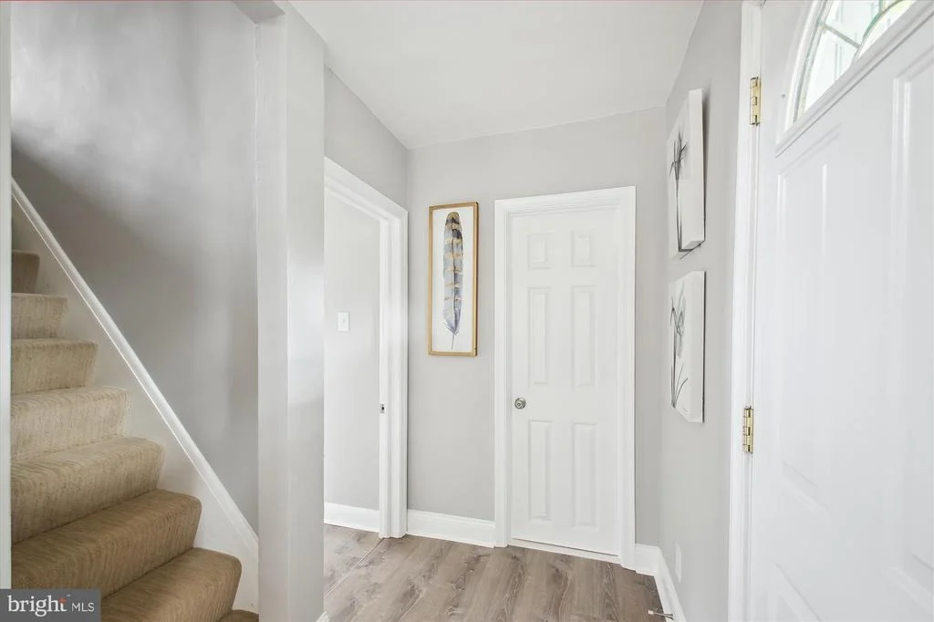 Photo of 8413 GENEVA ROAD