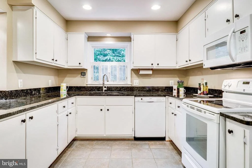 Photo of 4144 ORCHARD DRIVE