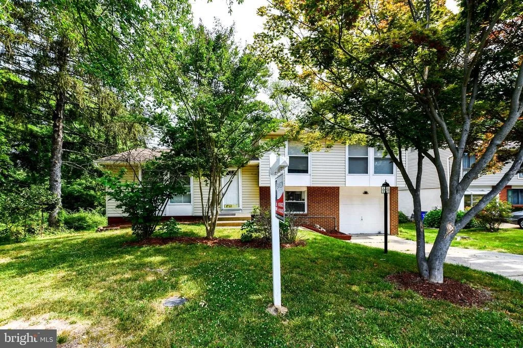Photo of 9460 WANDERING WAY