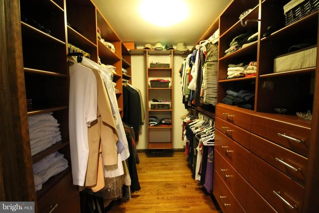Photo of 9919 MACARTHUR BOULEVARD