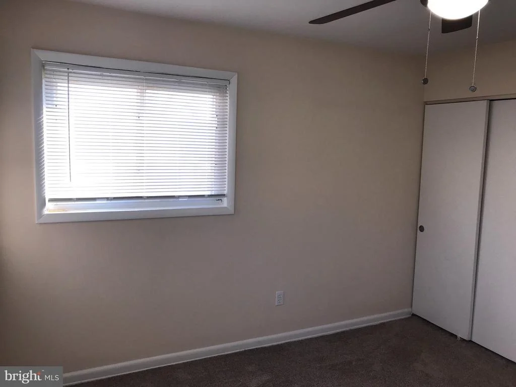 Photo of 6200 AUTH ROAD