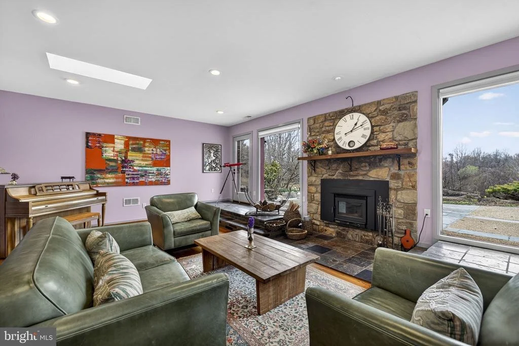Photo of 3850 COBBLER MOUNTAIN ROAD