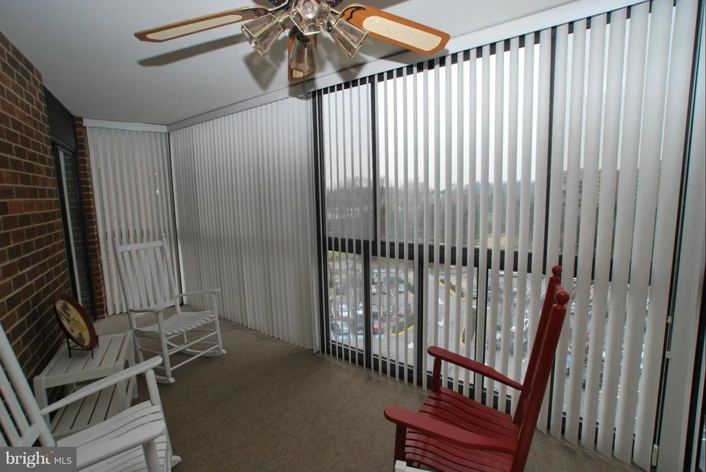 Photo of Unit 703 at 15100 INTERLACHEN DRIVE