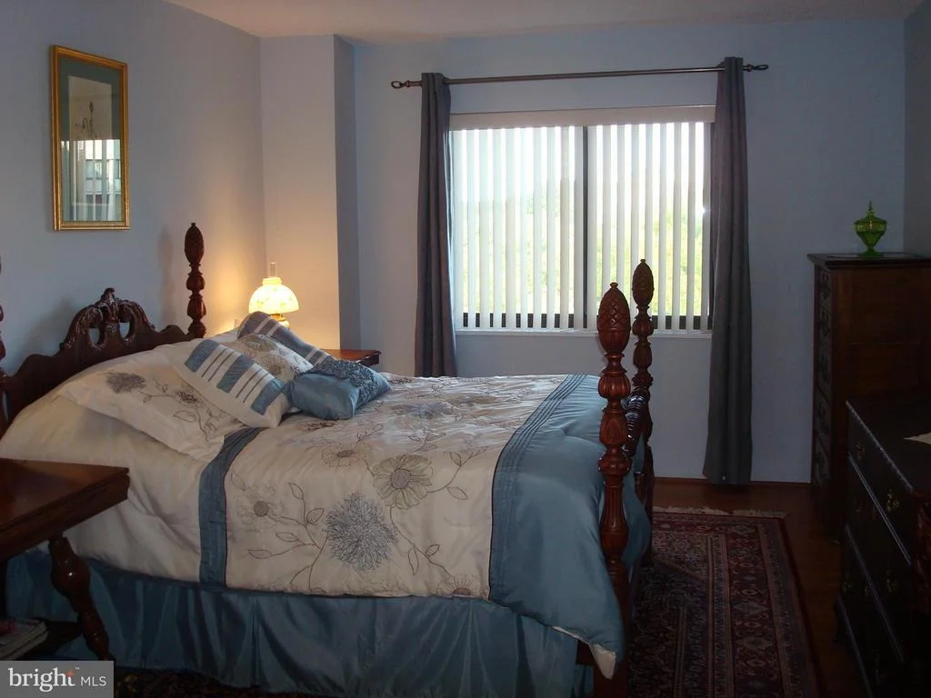 Photo of Unit 2919 at 15107 INTERLACHEN DRIVE