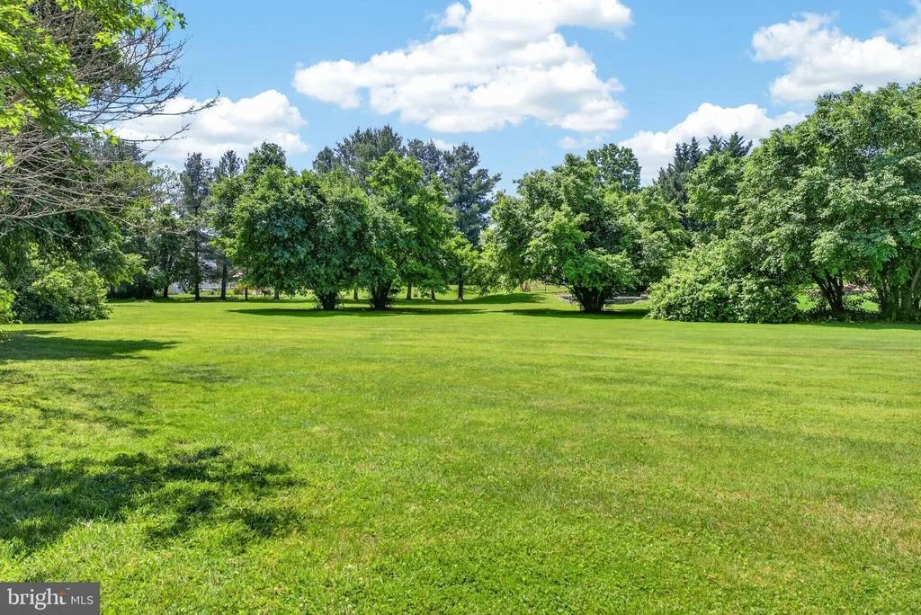 Photo of 3845 DAKOTA ROAD