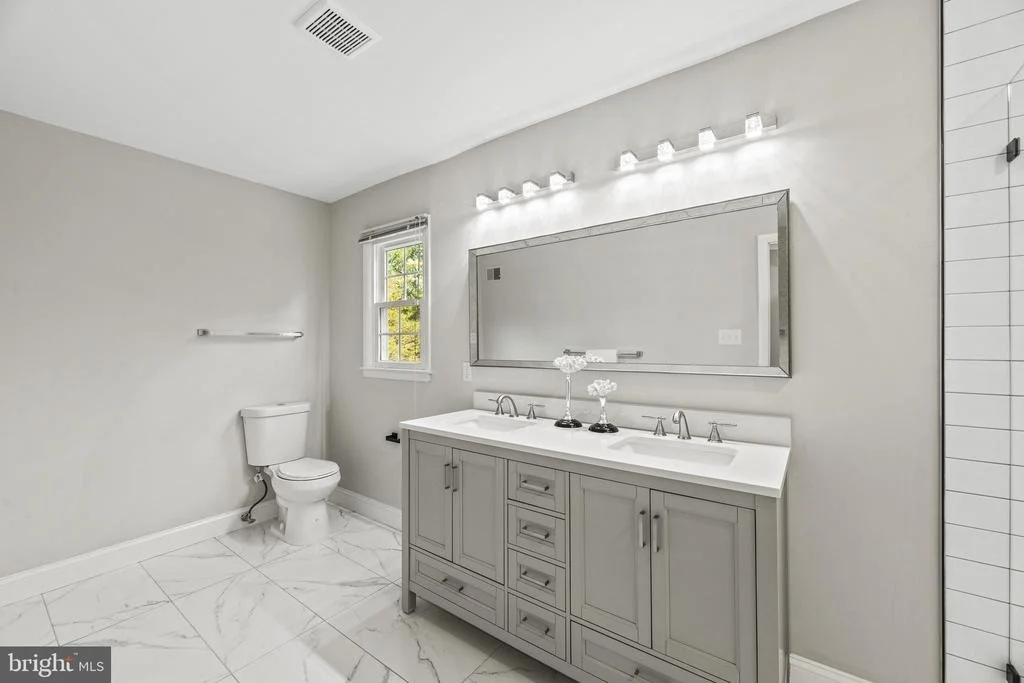 Photo of 312 STONEGATE DRIVE