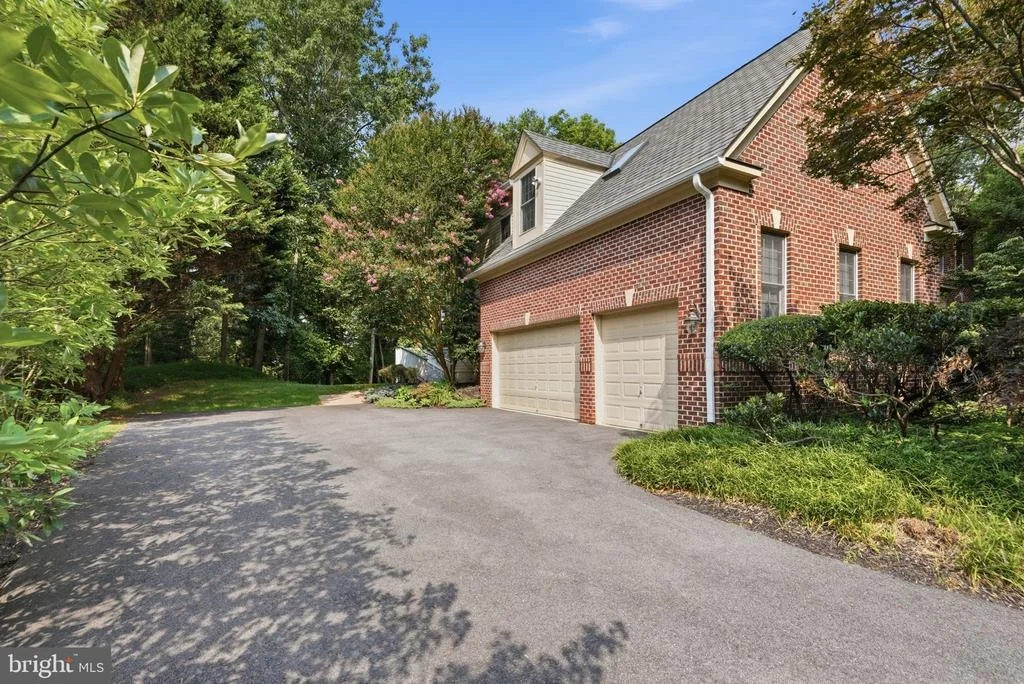 Photo of 11640 PINEY SPRING LANE