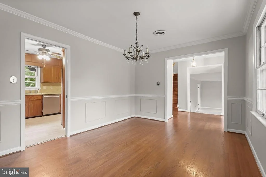 Photo of 6903 GREENVALE COURT