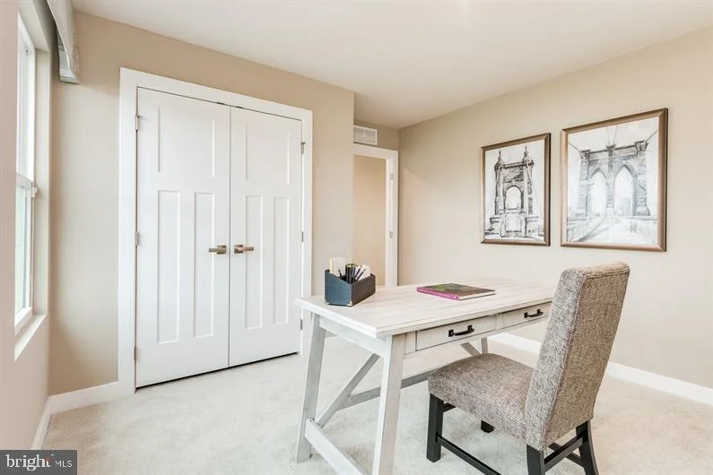 Photo of 2567 LAMPLIGHTER DRIVE