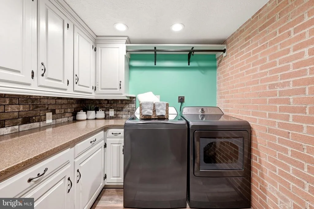 Photo of 210 JACKSON DRIVE