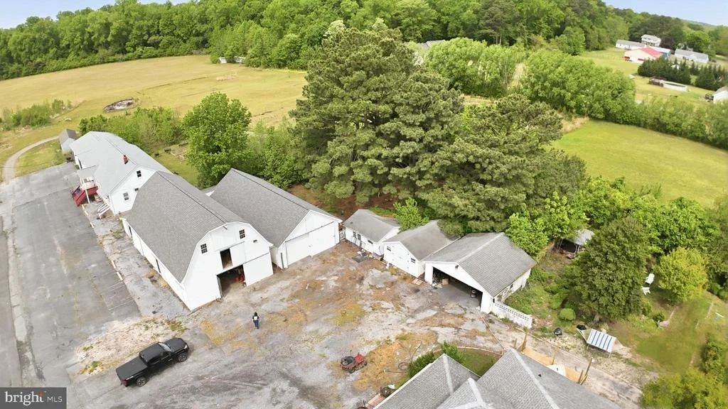 Photo of 32076 GORDY ROAD