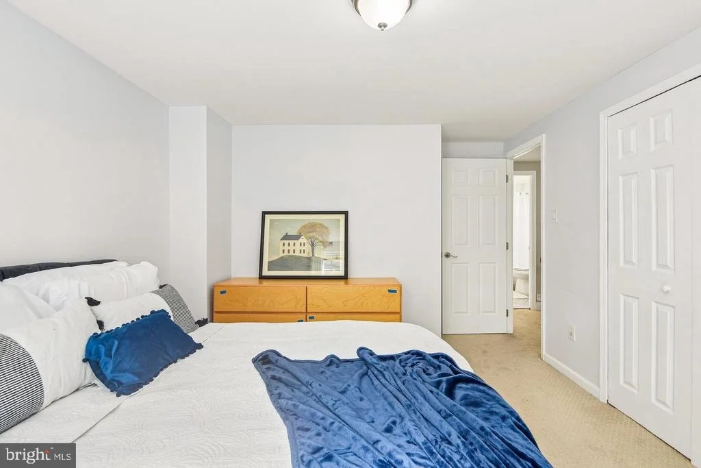 Photo of 8715 CRESTMONT LANE