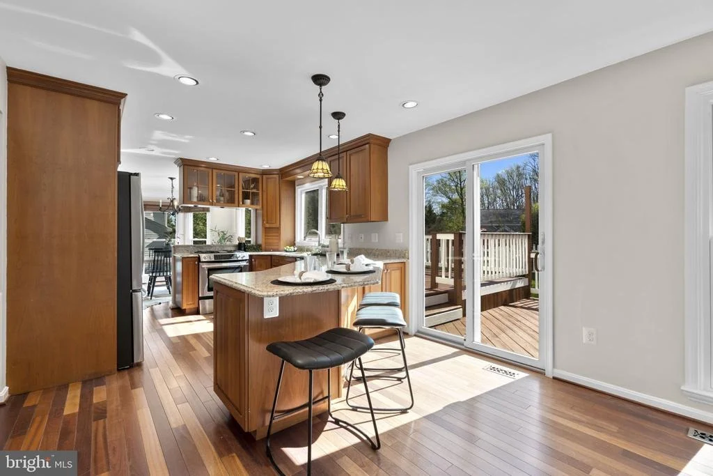 Photo of 8525 TRAIL VIEW DRIVE