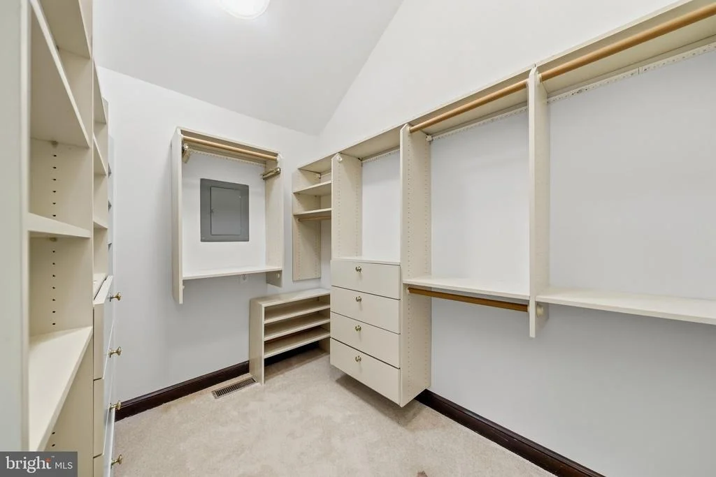Photo of 10601 SWEETBRIAR PARKWAY