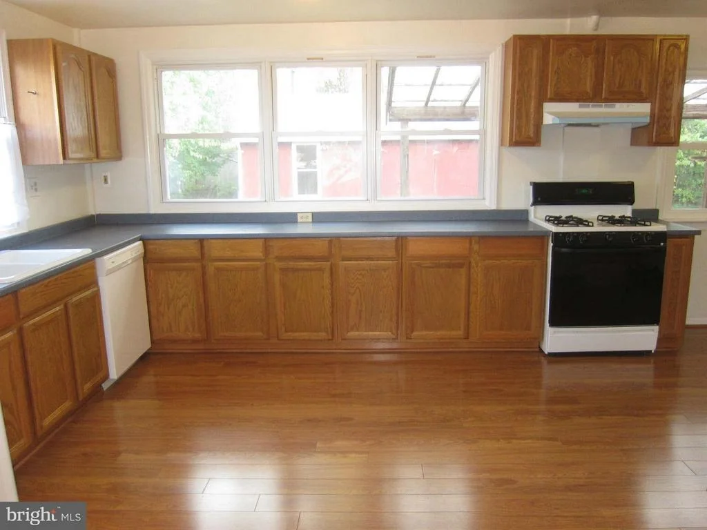 Photo of 1309 RUPPERT ROAD