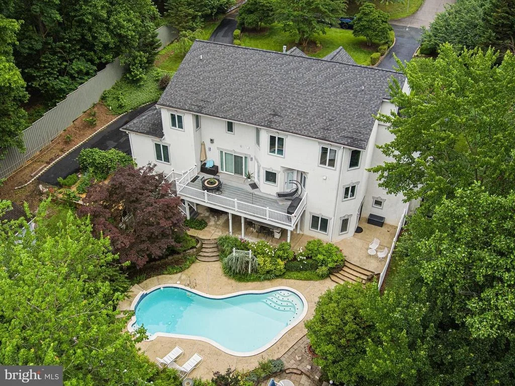 Photo of 1199 ASQUITHPINES PLACE