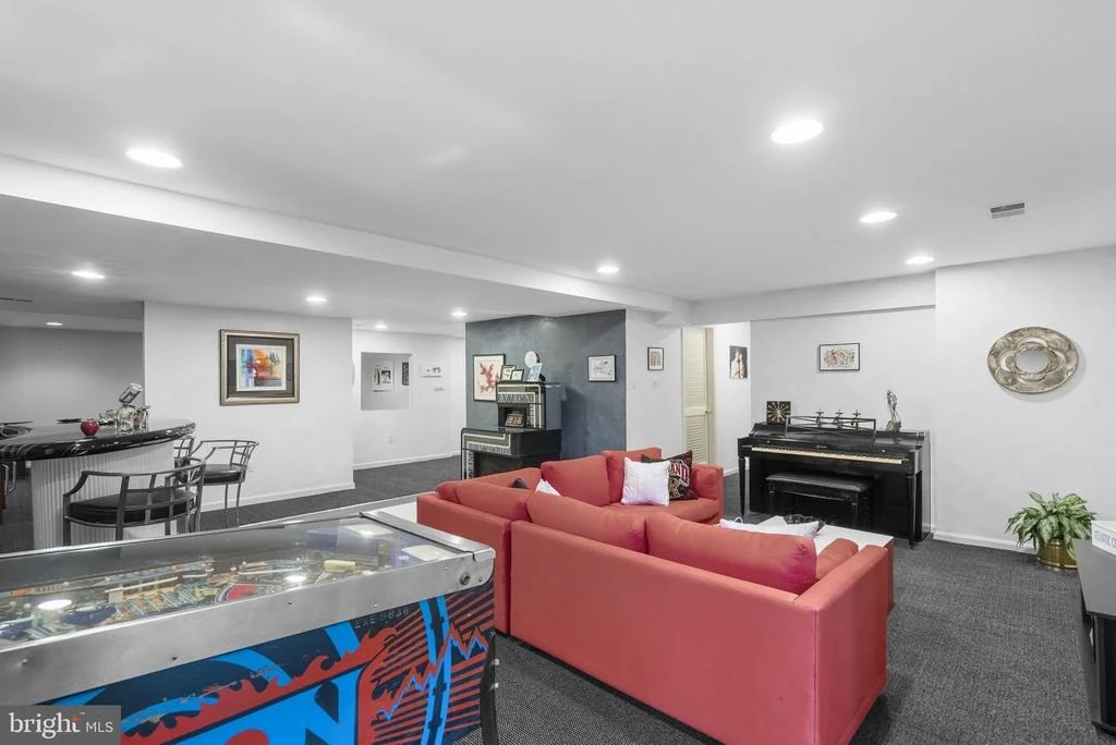 Photo of 5820 MAGIC MOUNTAIN DRIVE