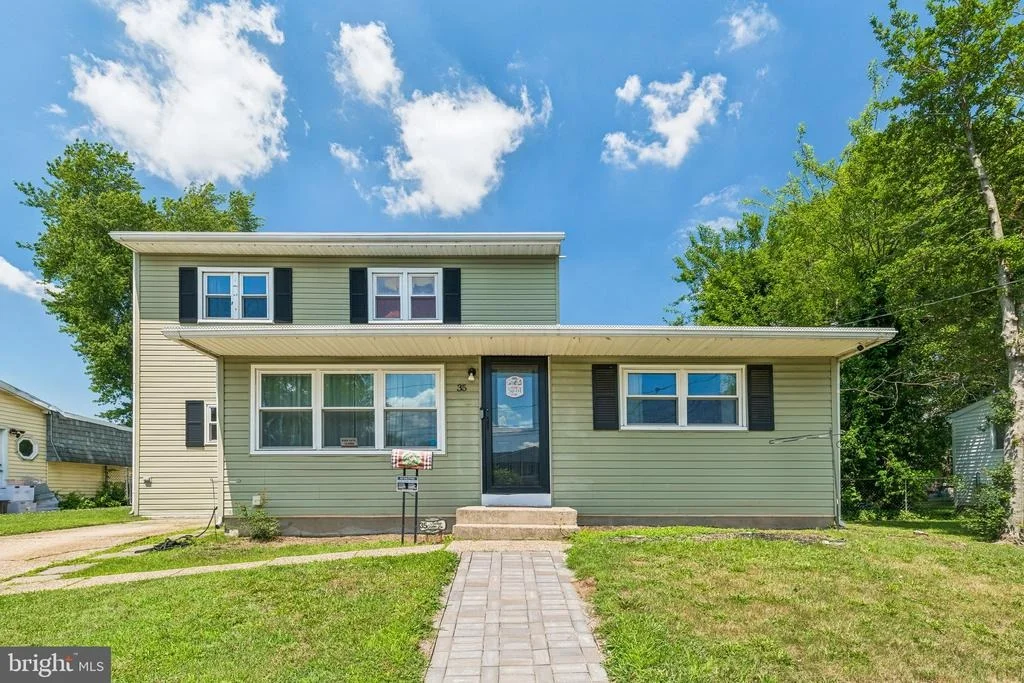 Photo of 35 INDIAN QUEEN LANE