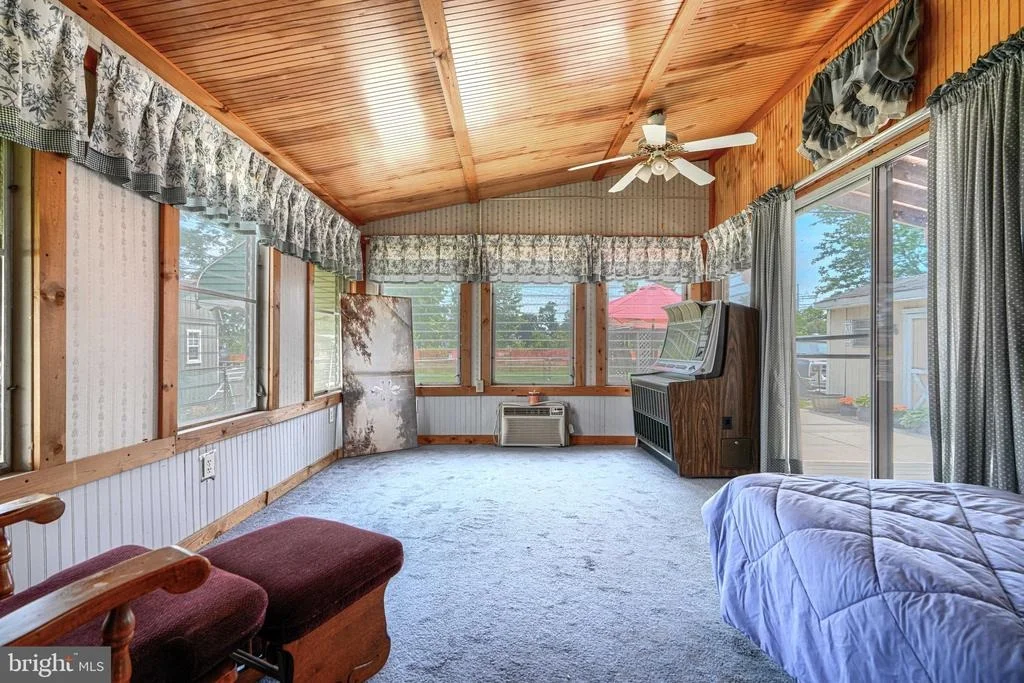 Photo of 7813 FAIRGREEN ROAD
