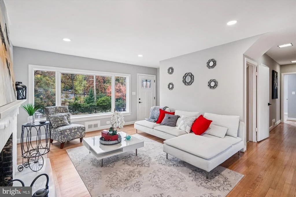 Photo of 7110 RIVERDALE ROAD