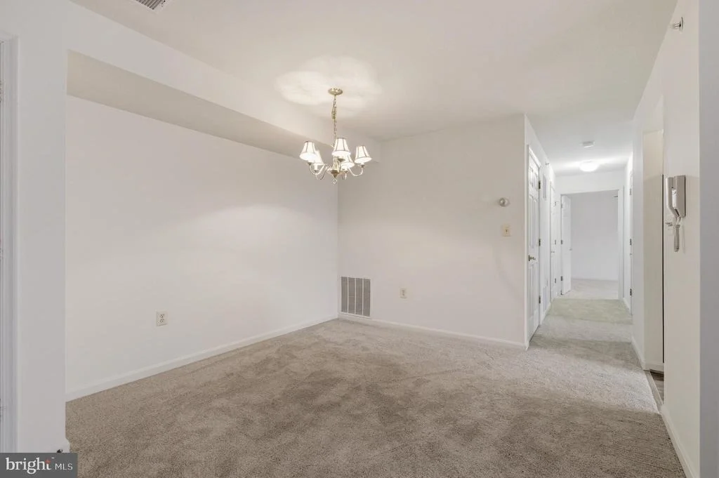Photo of Unit 3D at 3860 NORMANDY DRIVE
