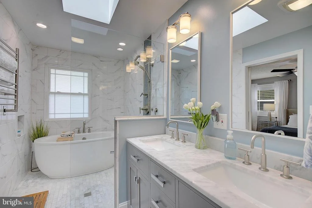 Photo of 1164 OAK VIEW DRIVE