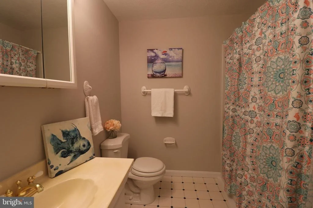 Photo of 17501 COLLIER CIRCLE