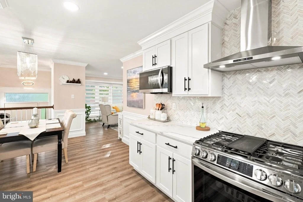 Photo of 13308 DAUPHINE STREET