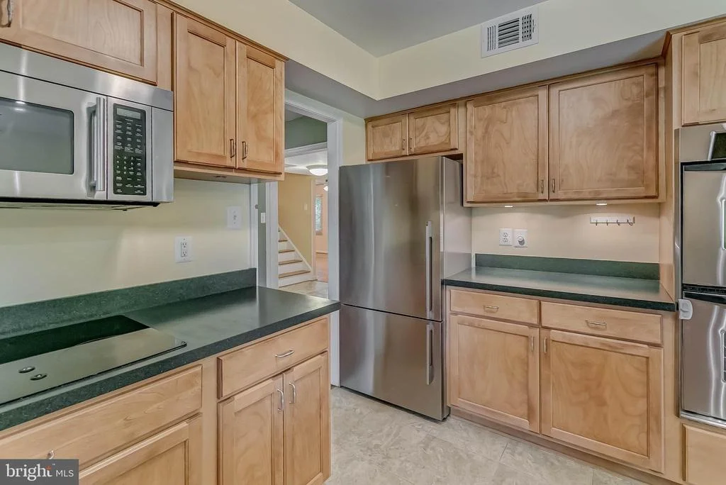 Photo of 2908 BLUFF POINT LANE