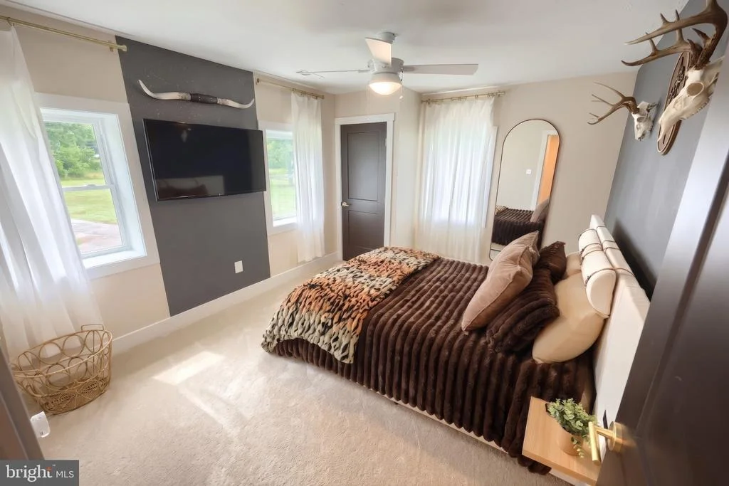 Photo of 1001 FREDERICK PIKE