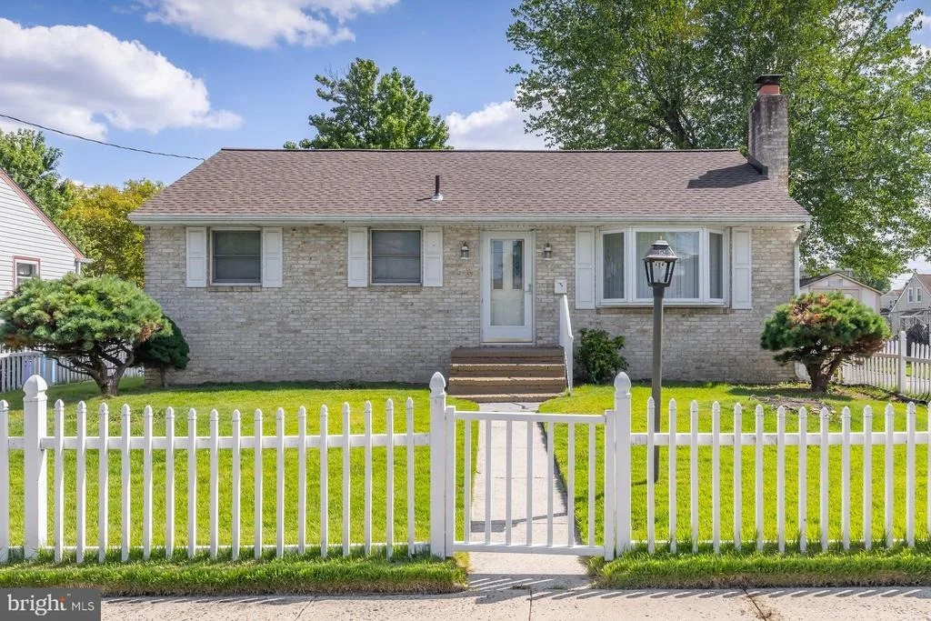 Photo of 106 PHILLIPS AVENUE