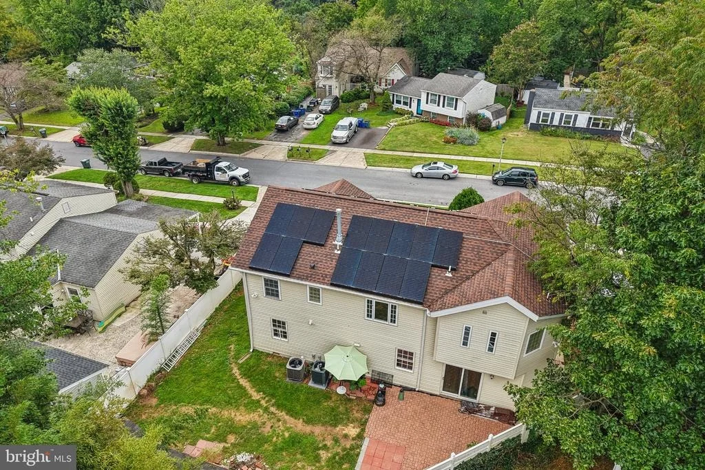 Photo of 19069 STALEYBRIDGE ROAD