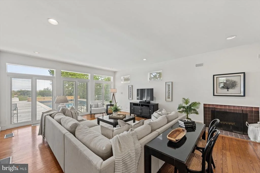 Photo of 98 FIFTH STREET