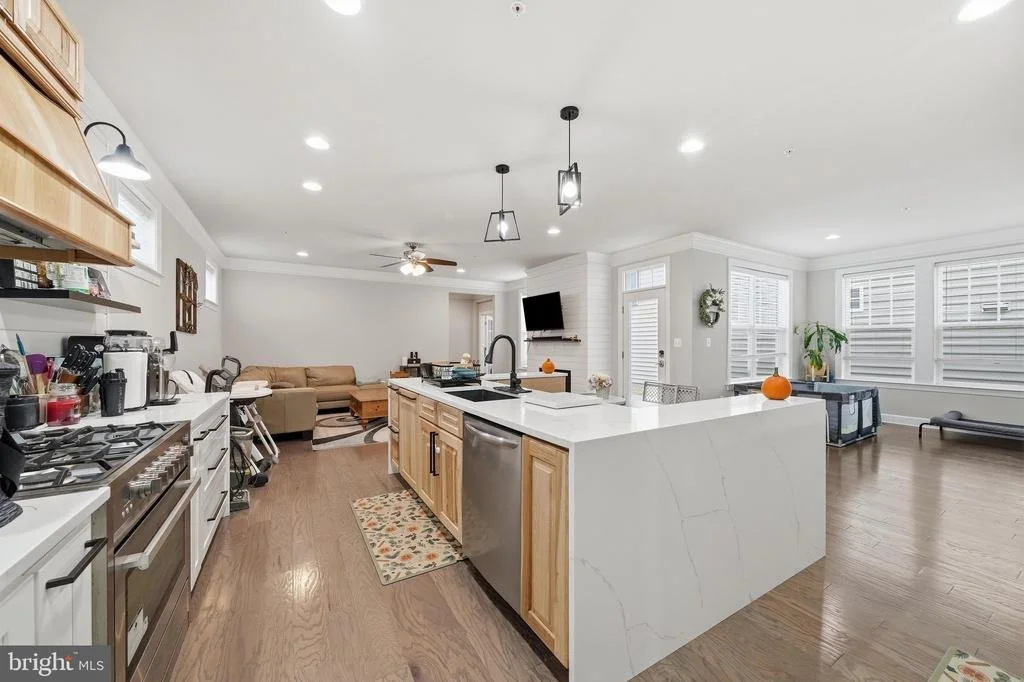 Photo of 5063 JUDICIAL WAY