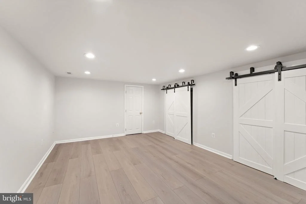 Photo of 817 KENNETH PLACE SE