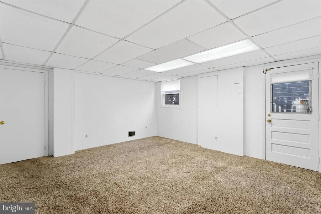 Photo of 11705 DEVILWOOD COURT