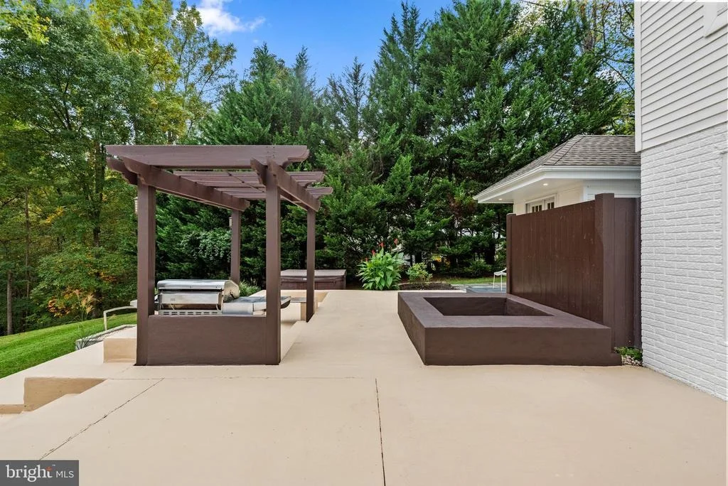 Photo of 11 WARRENTON DRIVE