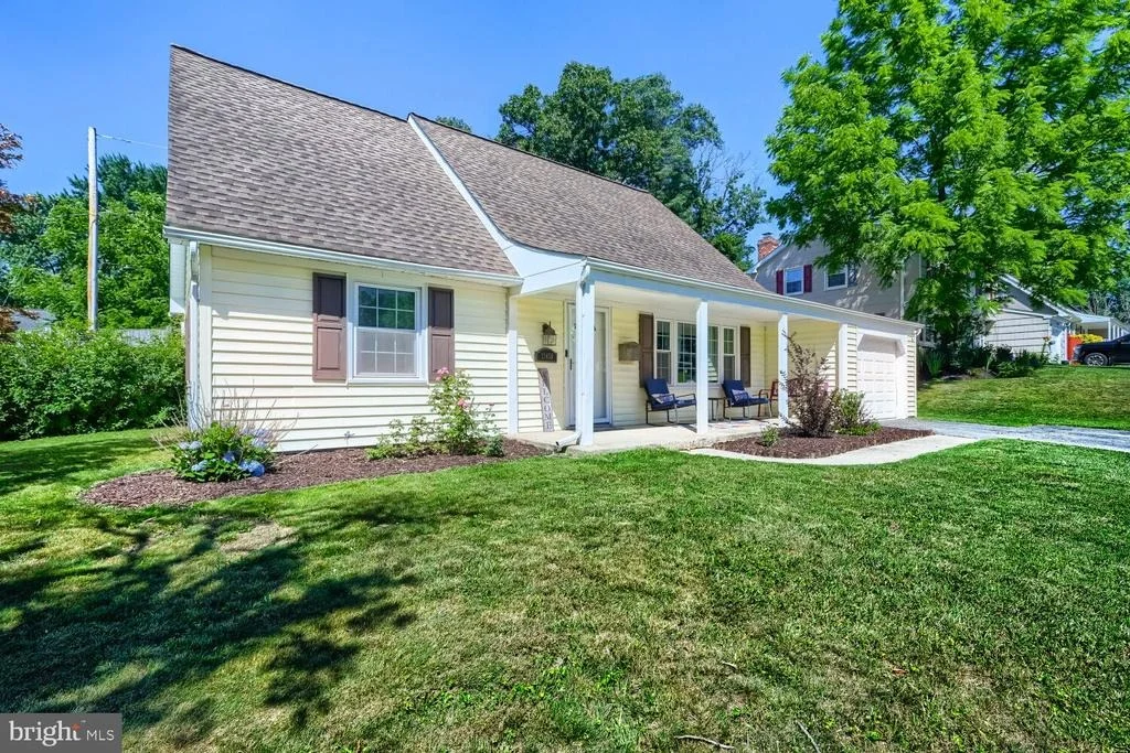 Photo of 13459 OVERBROOK LANE