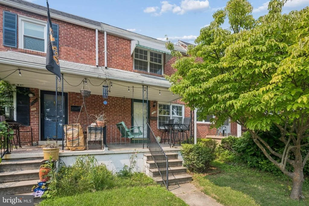 Photo of 1432 REDFERN AVENUE