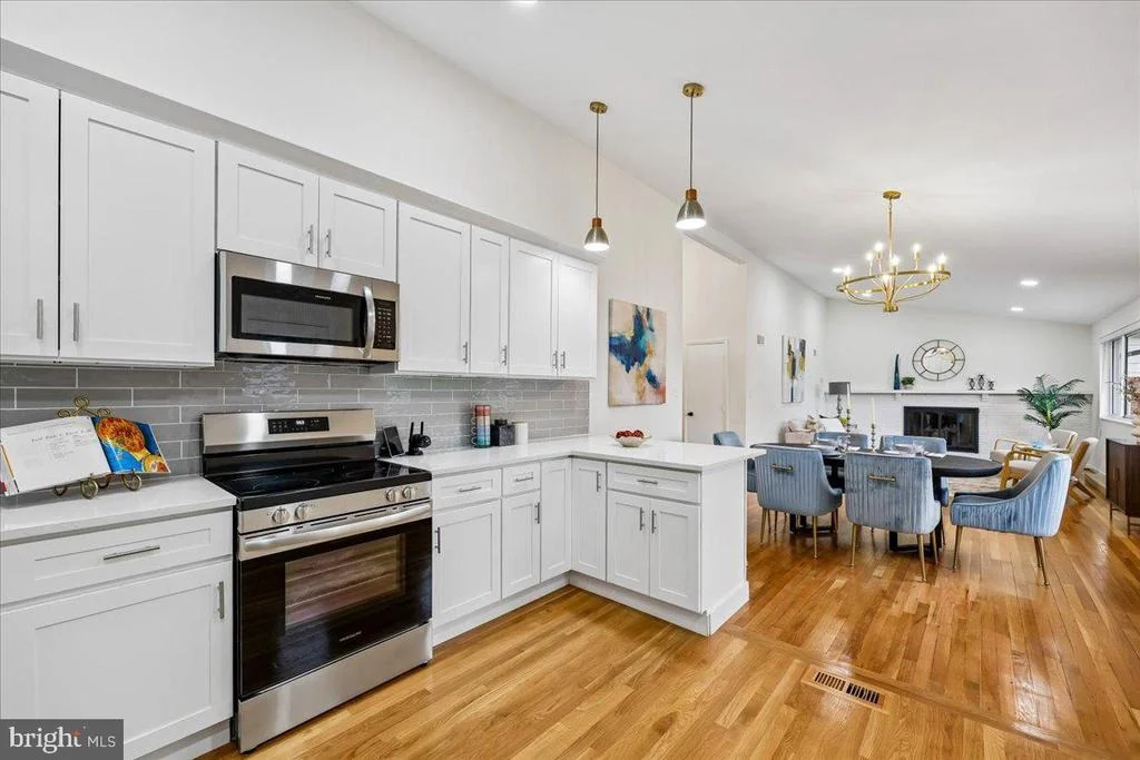 Photo of 1105 LAMBERTON DRIVE