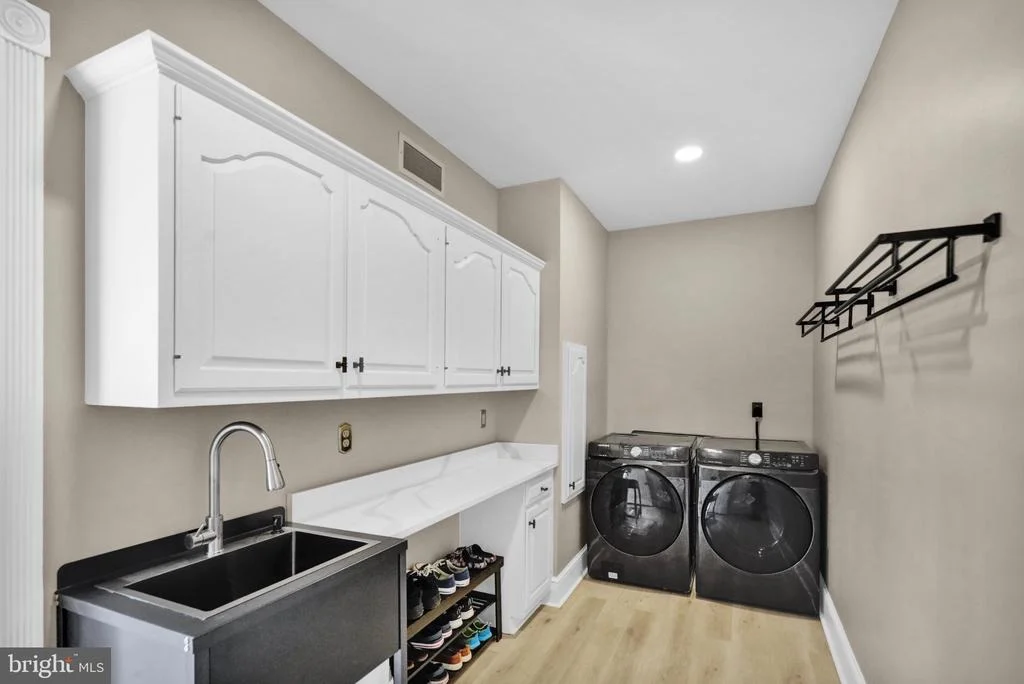Photo of 161 HECKMAN ROAD