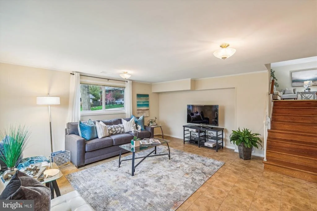 Photo of 2405 HARMON ROAD