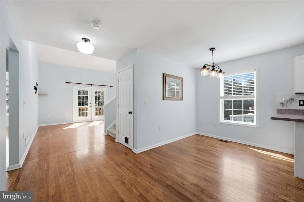 Photo of 282 FORD CIRCLE