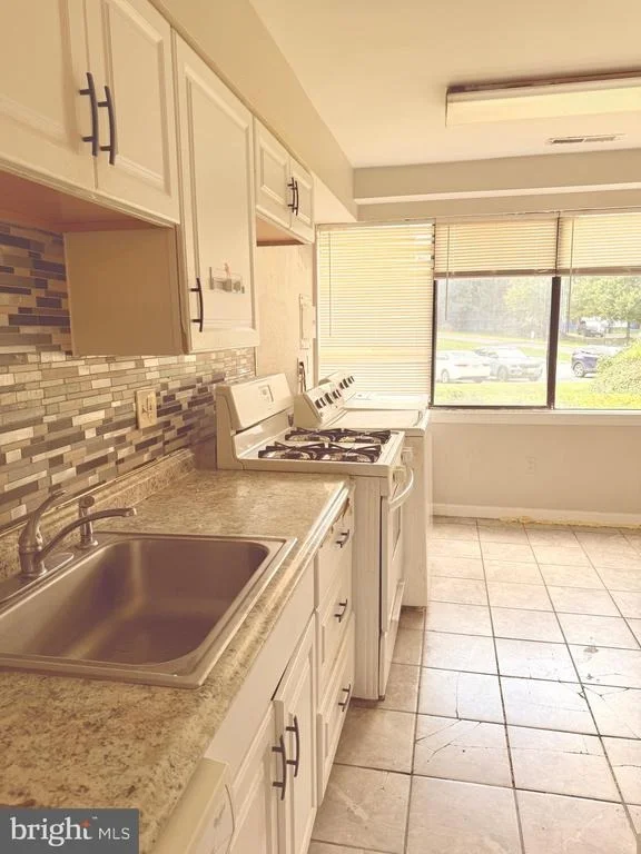 Photo of Unit 6101 at 9903 BLUNDON DRIVE