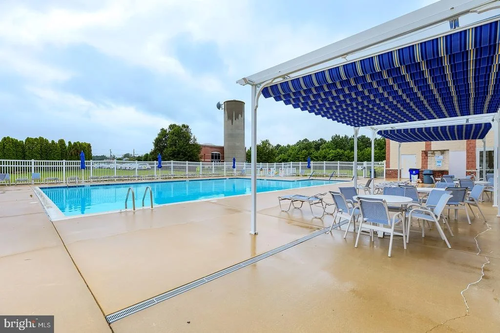 Photo of 327 CARLTON DRIVE