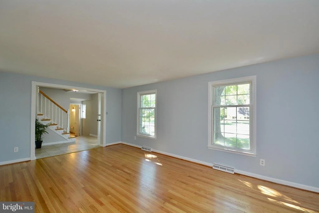 Photo of 8709 HIGHGATE ROAD