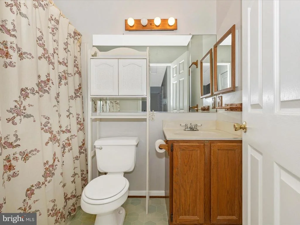 Photo of 2124 COLLINGWOOD LANE