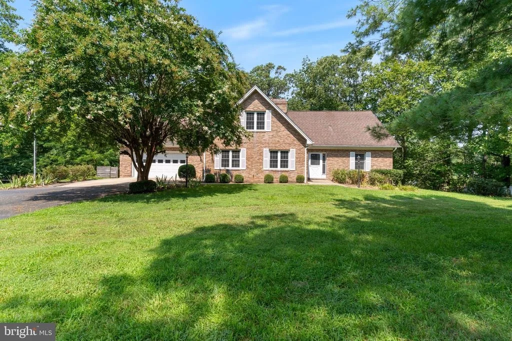 Photo of 44742 THREE COVES ROAD